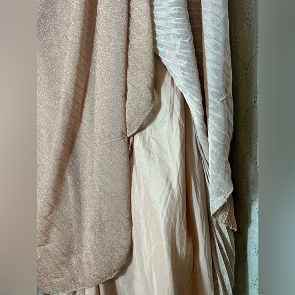 Ieena for Mac Duggal shimmering pleated a-line 3/4 sleeve gown rose gold size 16 - Picture 10 of 14